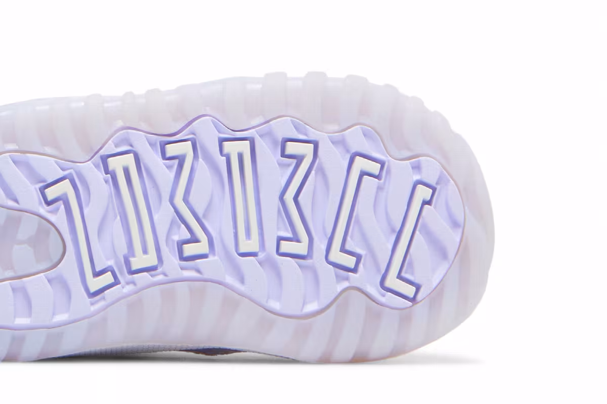Air Jordan 11 Low GT White Pure Violet, view 6