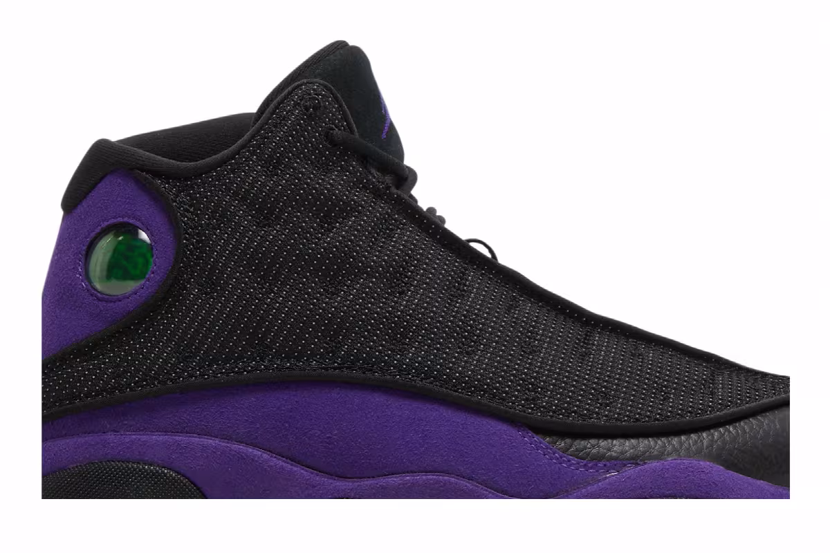 Air Jordan 13 Court Purple, view 3