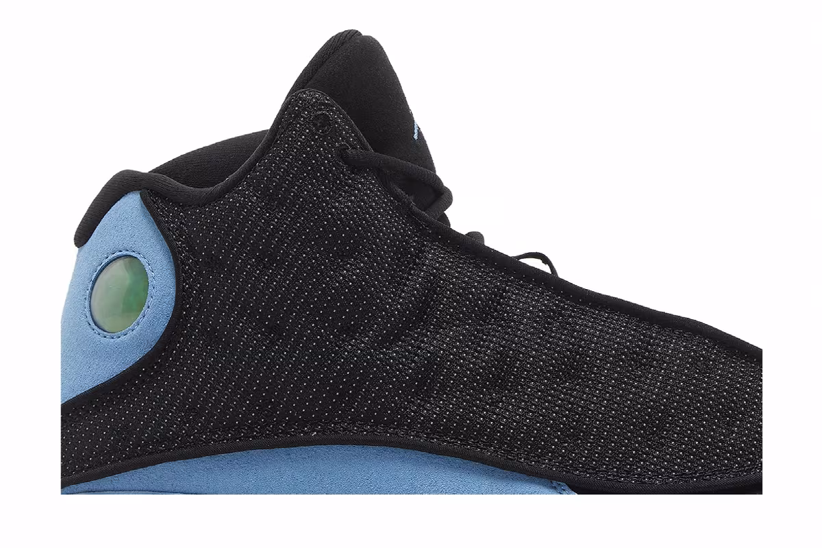 Air Jordan 13 Black University Blue, view 3