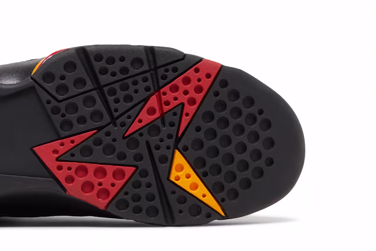 Air Jordan 7 Citrus 2022, view 6