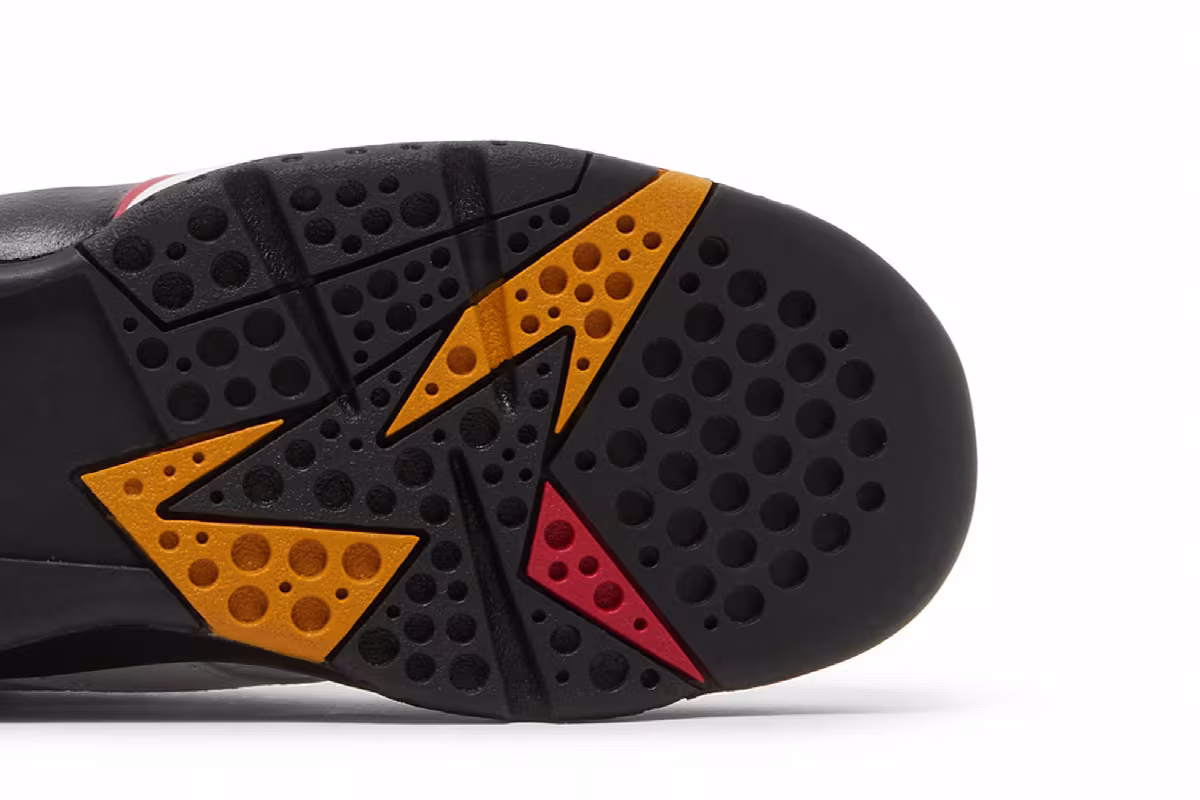 Air Jordan 7 GS Cardinal 2022, view 6