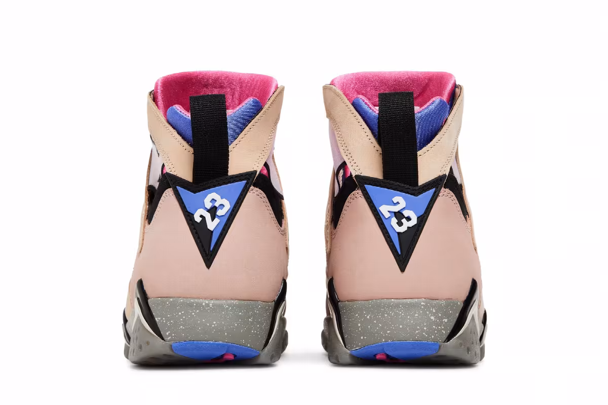 Air Jordan 7 SE Sapphire, view 7