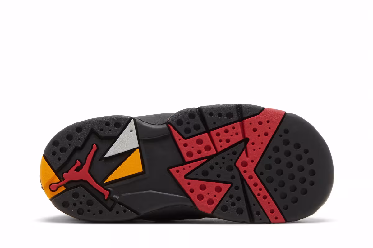 Air Jordan 7 TD Citrus 2022, view 5