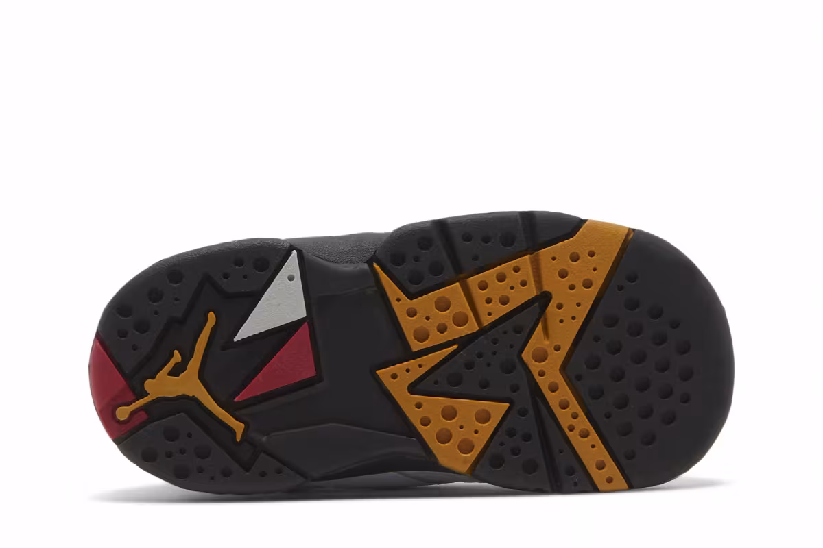 Air Jordan 7 TD Cardinal 2022, view 5