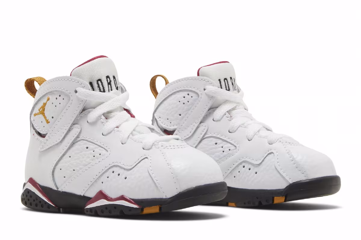 Air Jordan 7 TD Cardinal 2022, view 9