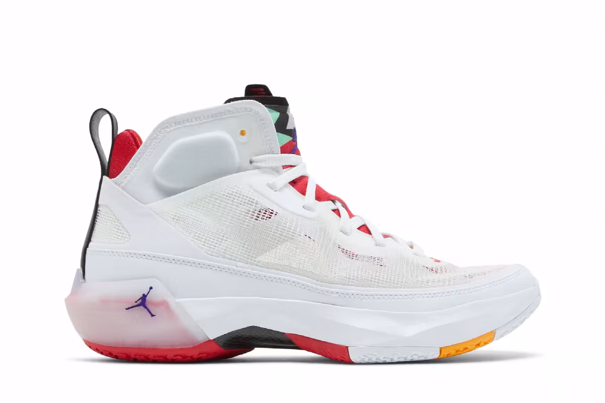 Air Jordan 37 Hare, view 2