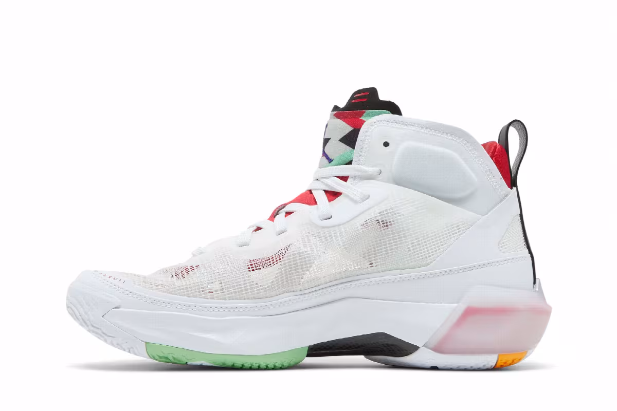 Air Jordan 37 Hare, view 4
