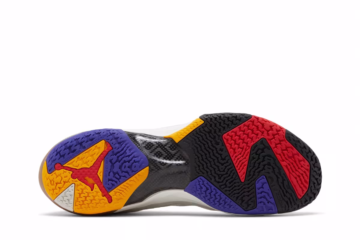 Air Jordan 37 Beyond Borders, view 5
