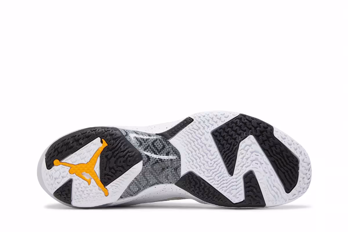 Air Jordan 37 Oreo, view 5