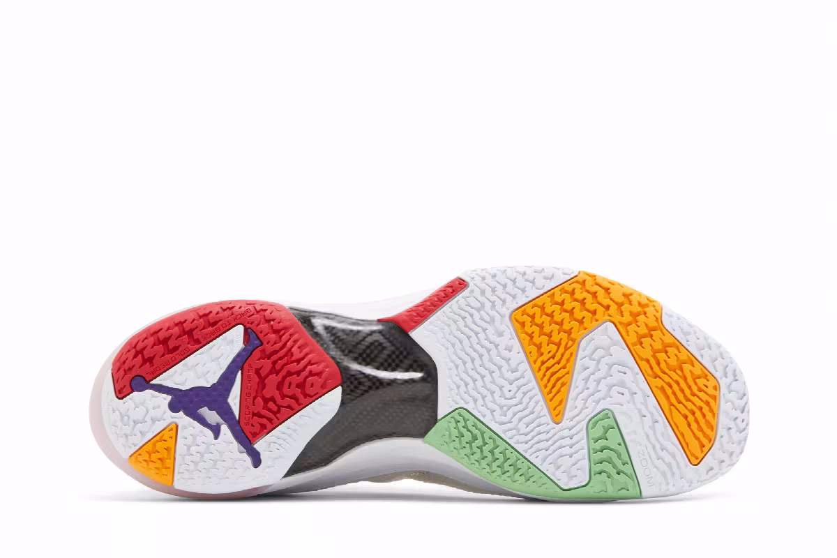 Air Jordan 37 PF Hare, view 5