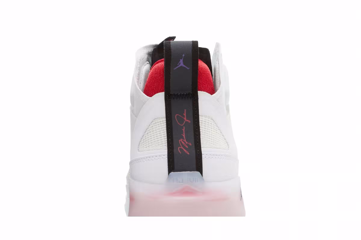 Air Jordan 37 PF Hare, view 8