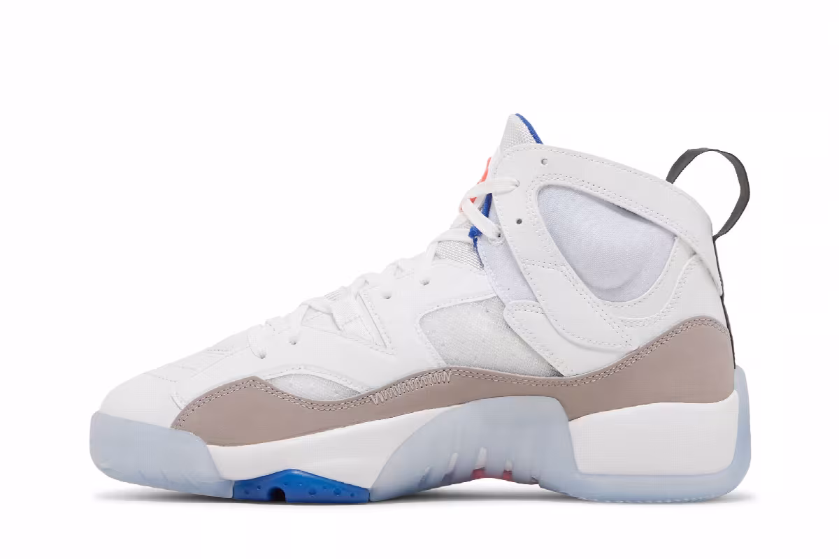 Paris Saint-Germain x Air Jordan Jumpman Two Trey Paname, view 4