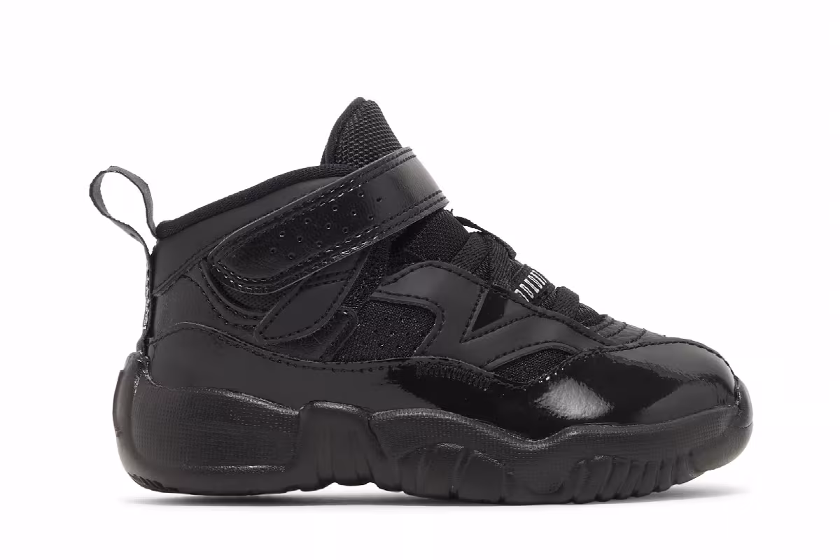 Air Jordan Jumpman Two Trey TD Black University Red, view 2