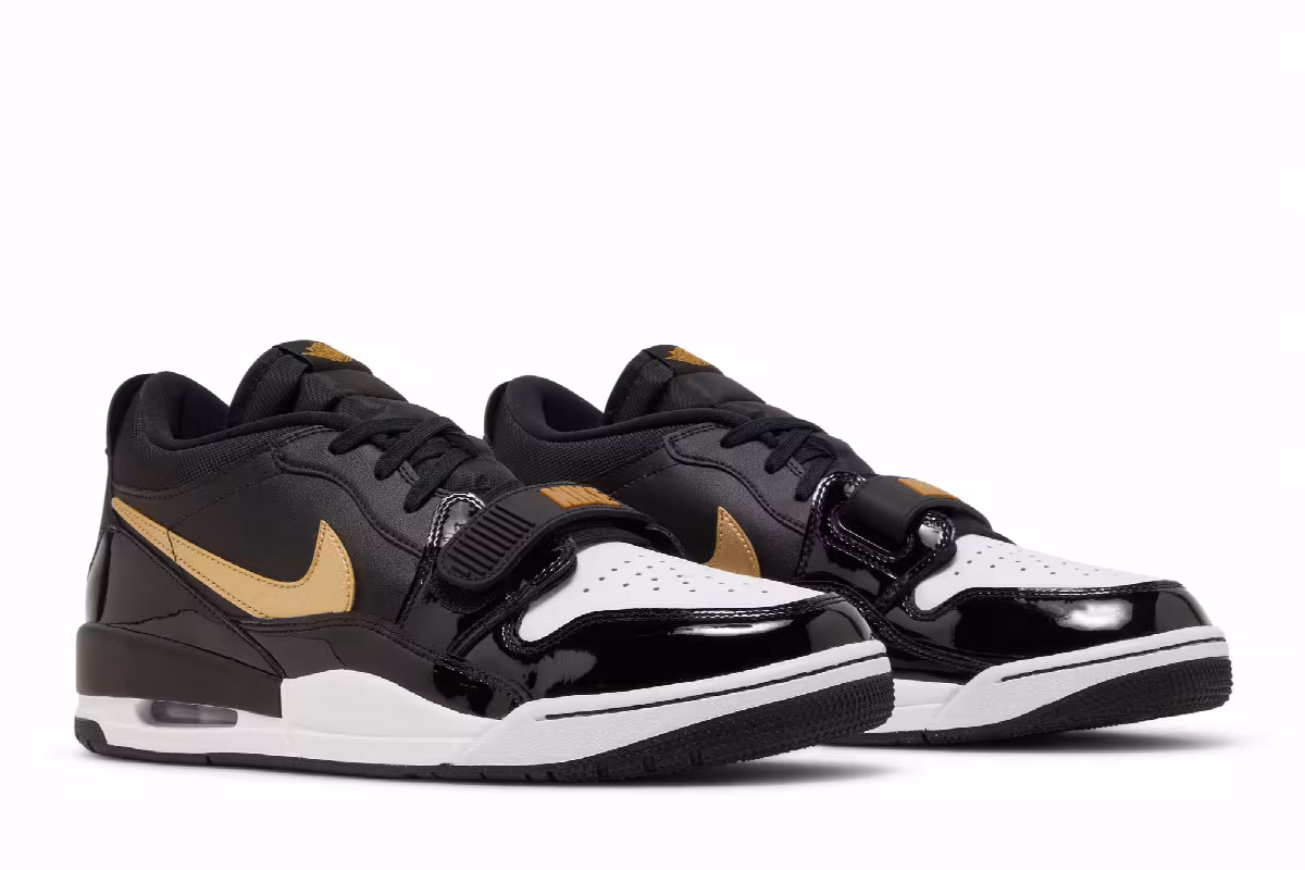 Air Jordan Legacy 312 Low Black Metallic Gold, view 9