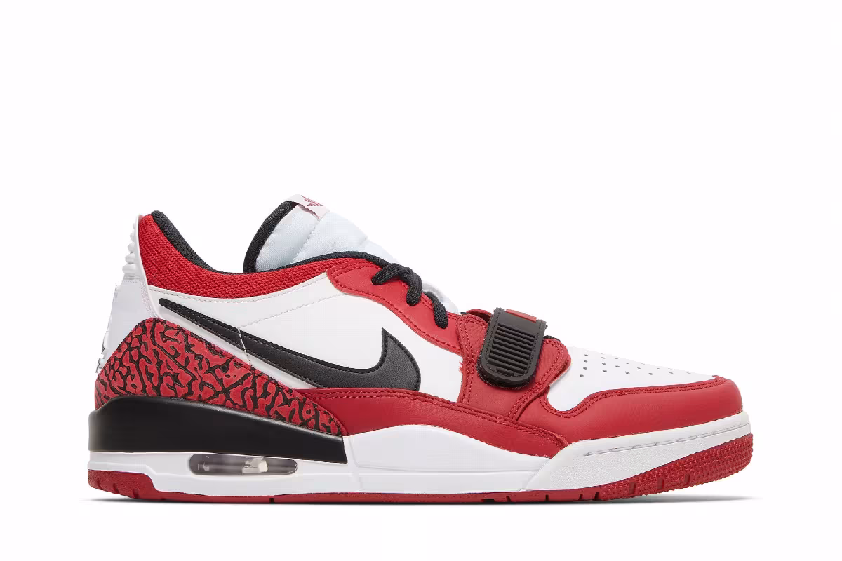 Air Jordan Legacy 312 Low Chicago Red, view 2