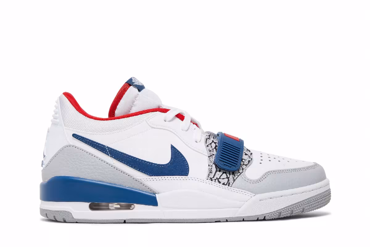 Air Jordan Legacy 312 Low True Blue, view 2