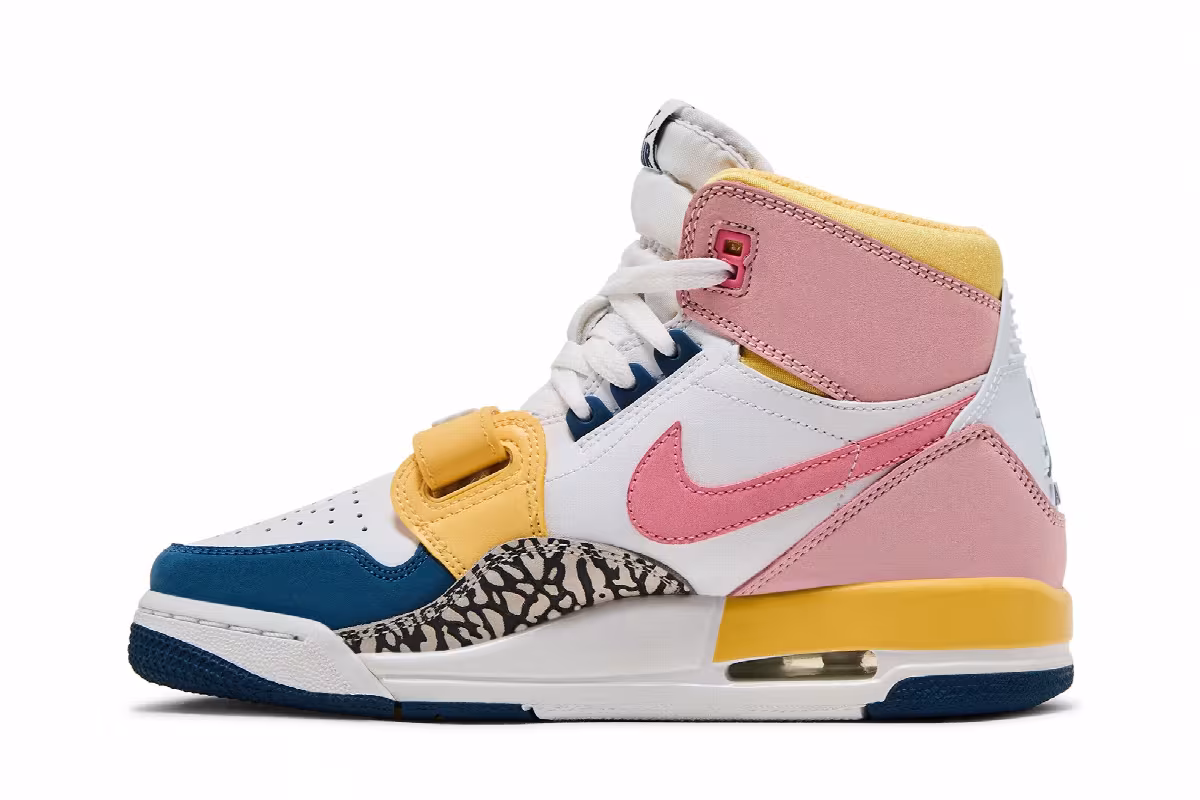 Air Jordan Legacy 312 GS White Coral French Blue, view 4