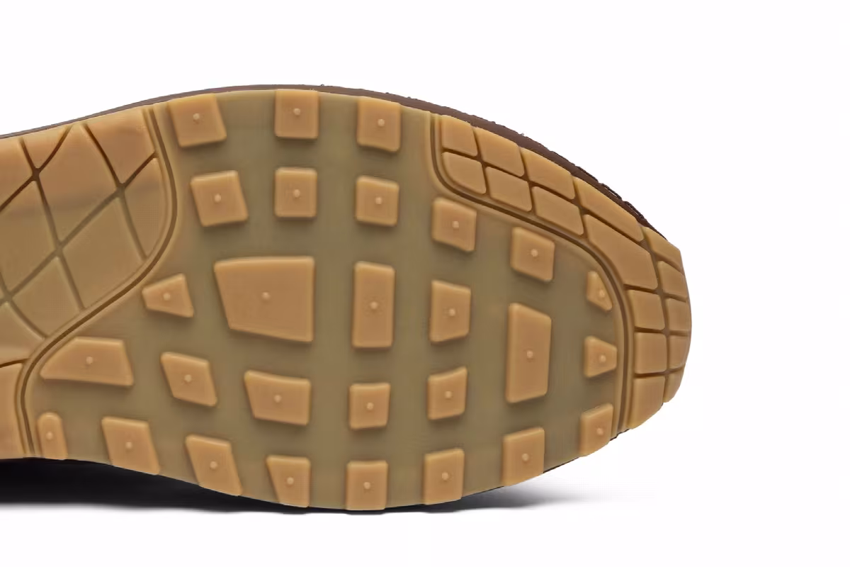 Missing Link x Nike Air Max 1 Susan, view 6
