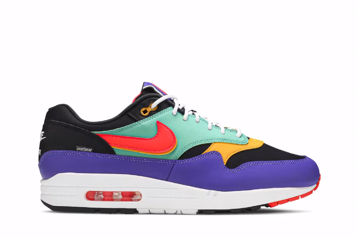 Nike Air Max 1 SE Windbreaker, view 2