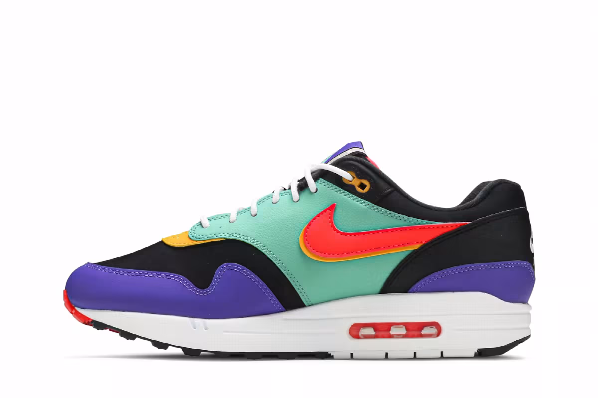 Nike Air Max 1 SE Windbreaker, view 4