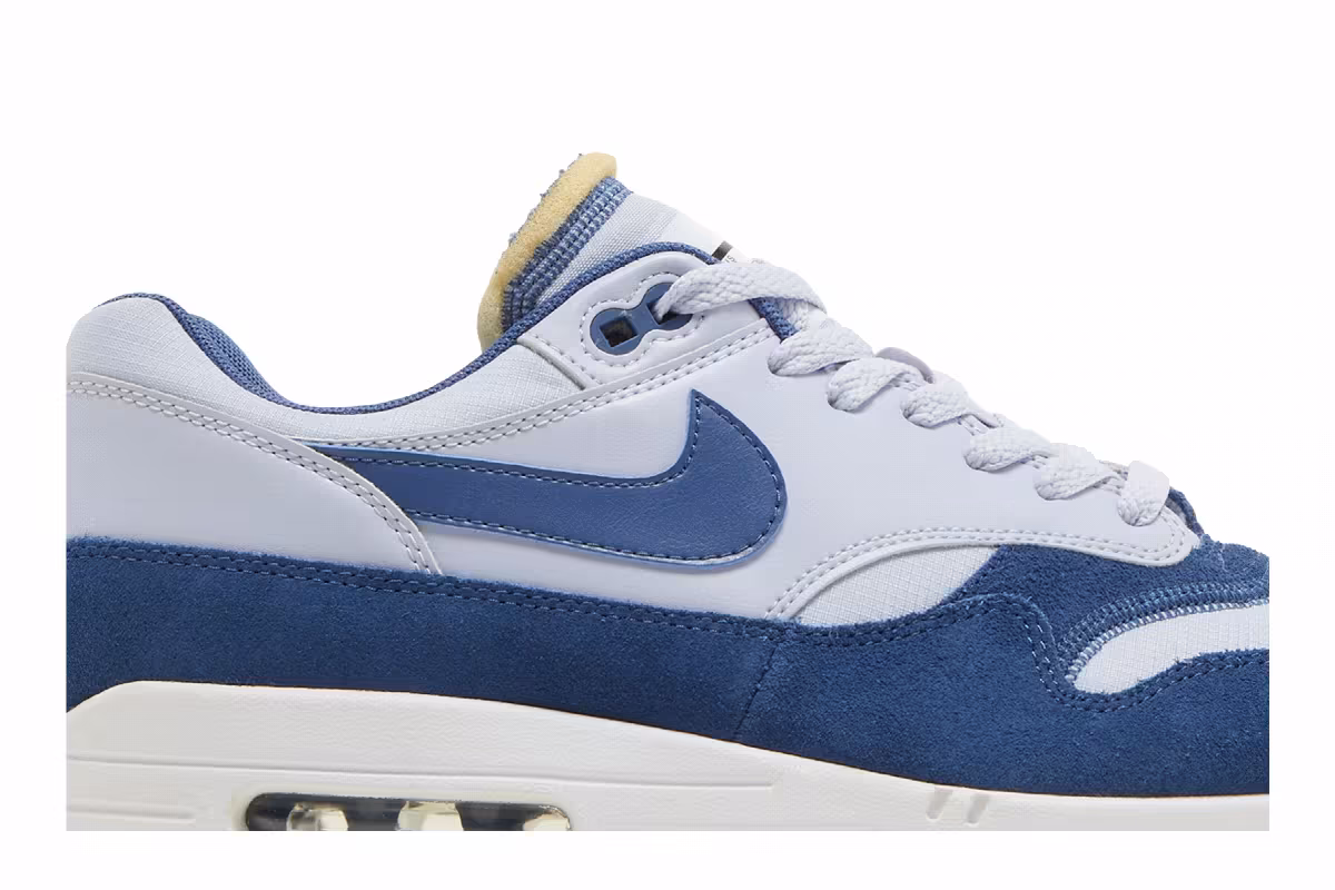 Nike Air Max 1 Ghost Navy, view 3