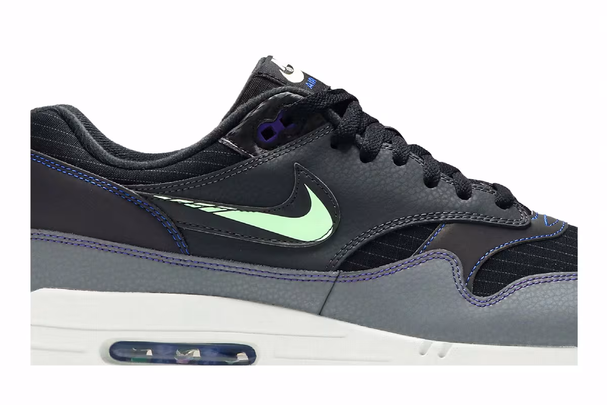 Nike Air Max 1 Future Swoosh, view 3