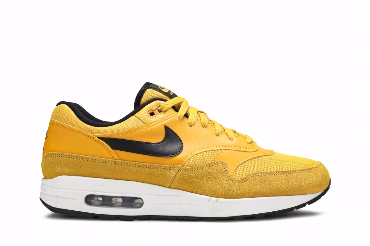 Nike Air Max 1 University Gold, view 2