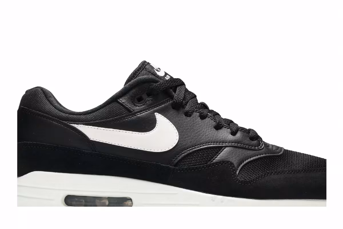 Nike Air Max 1 Black White, view 3