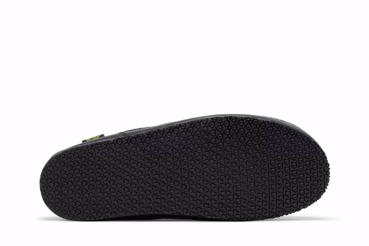 New Balance CRVN MOCv2 Triple Black, view 5