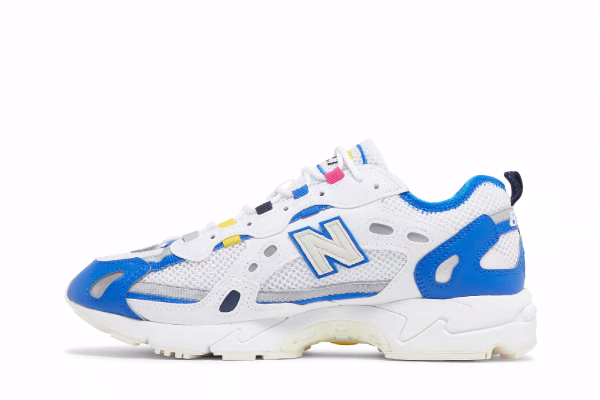 New Balance 827 White Blue, view 4