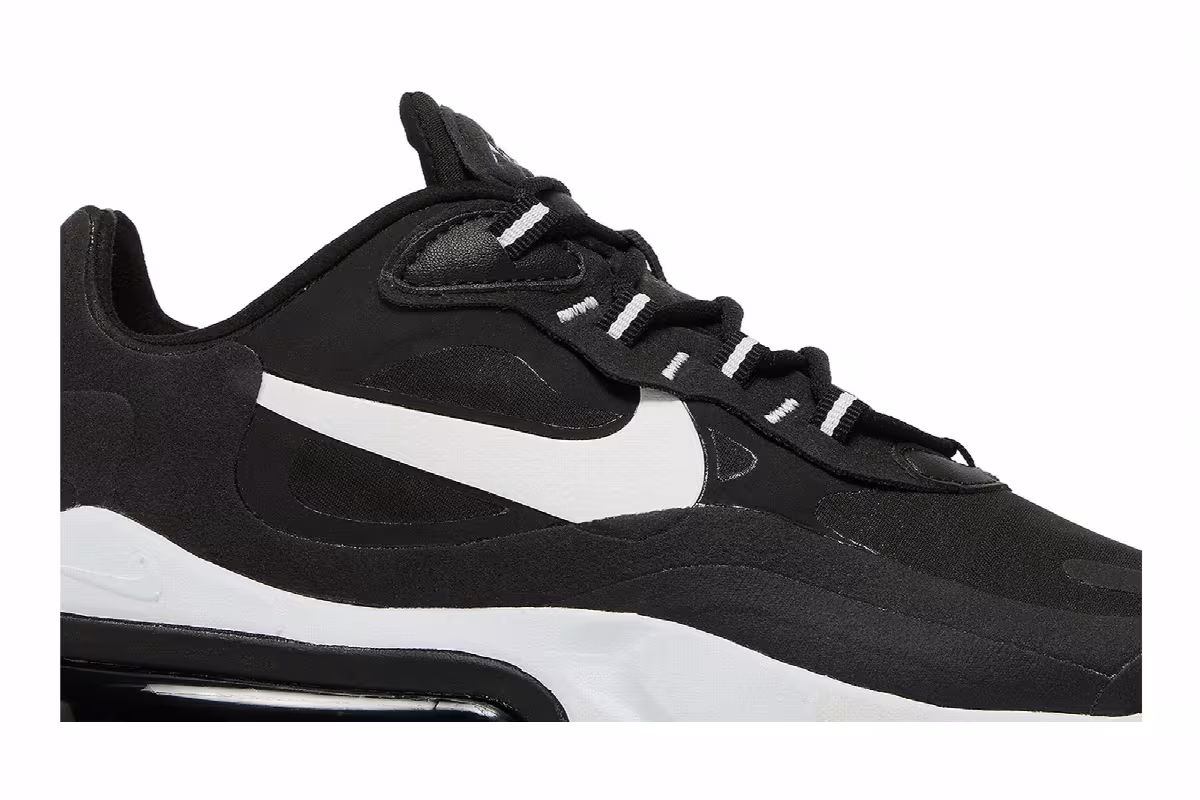 Nike Air Max 270 React Black White, view 3