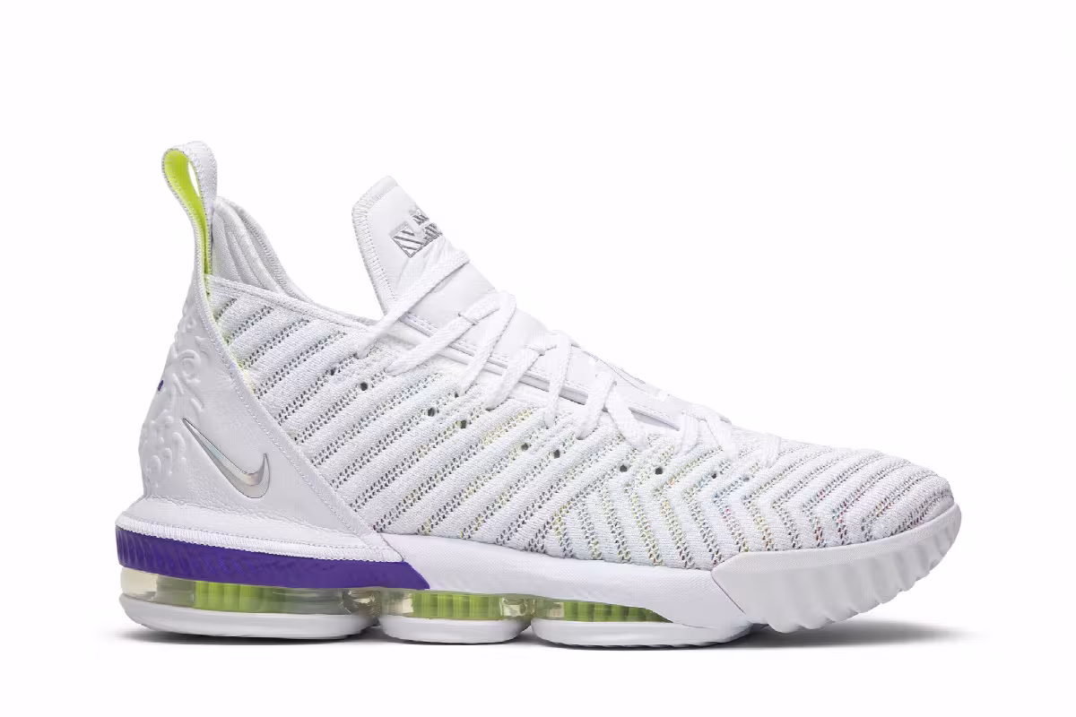 Nike LeBron 16 Buzz Lightyear, view 2