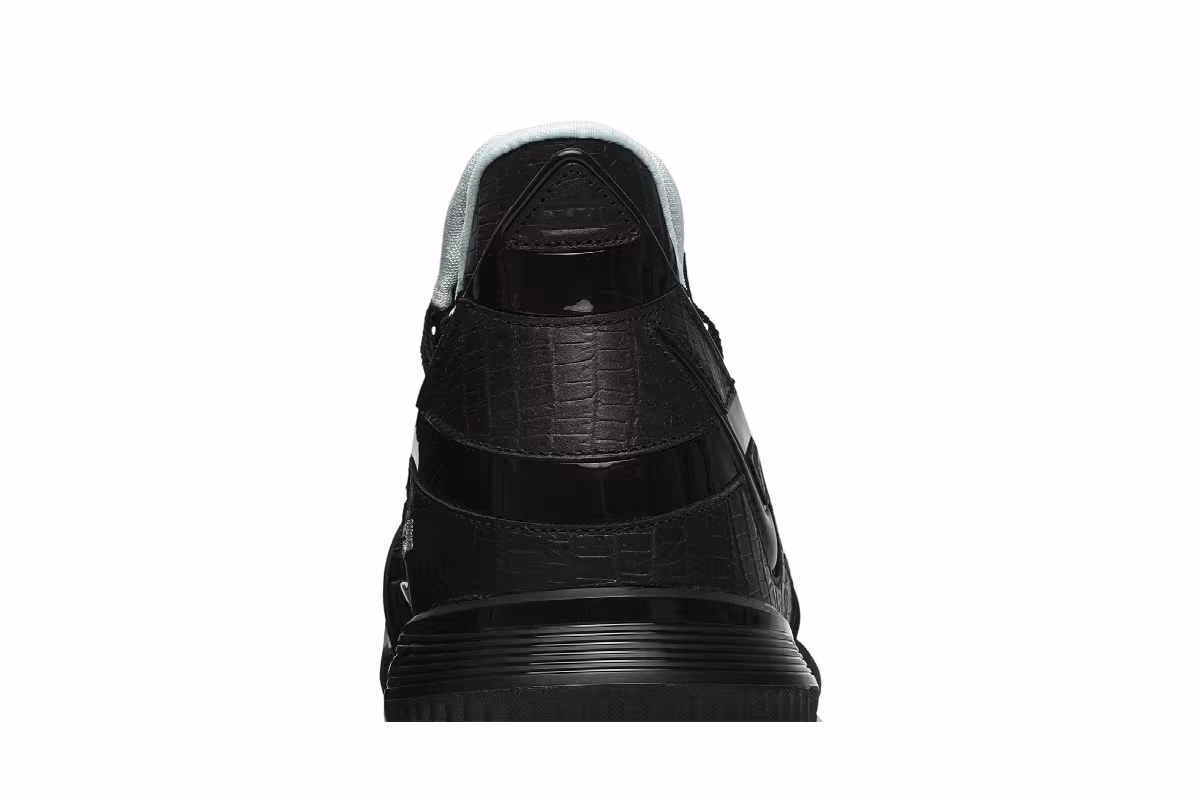 Nike LeBron 16 Glow, view 8