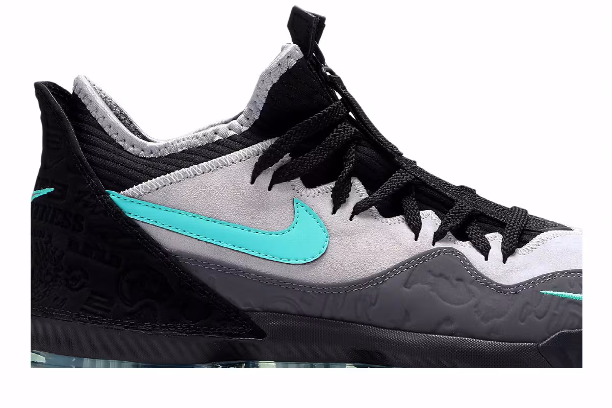 Atmos x Nike LeBron 16 Low Clear Jade, view 3
