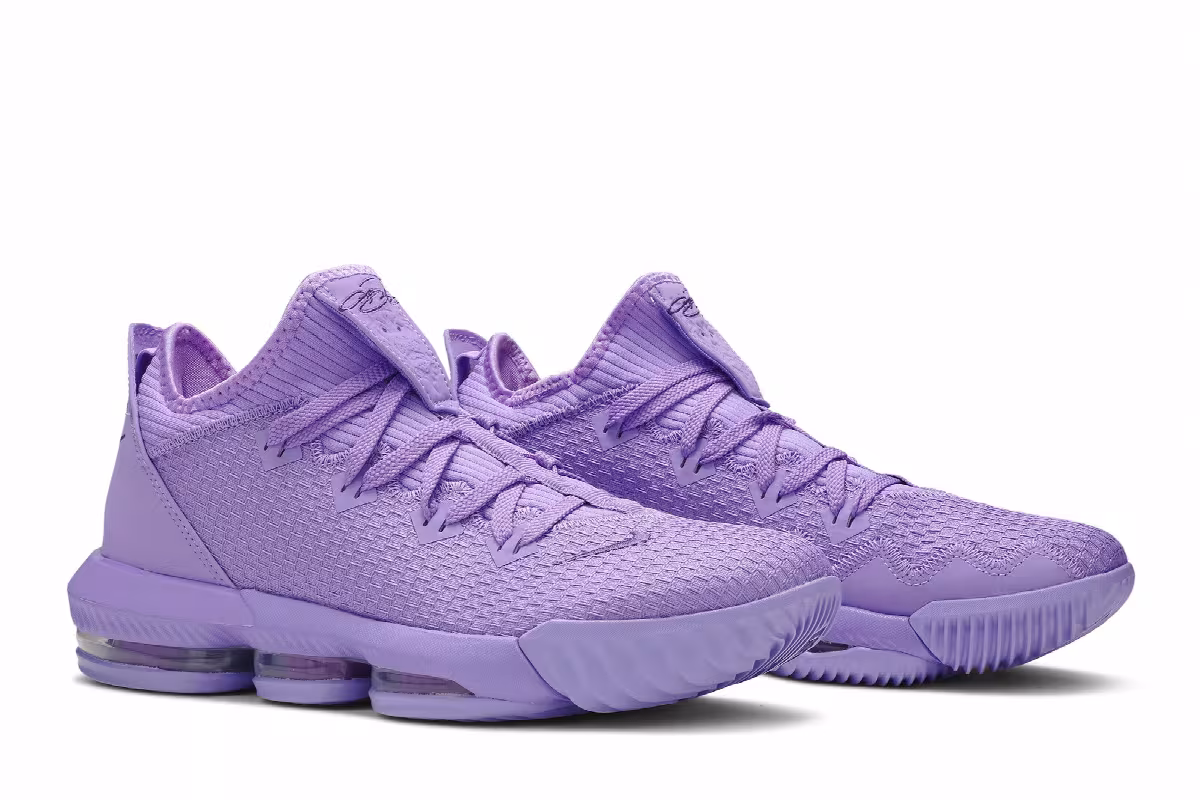 Nike LeBron 16 Low Purple, view 9