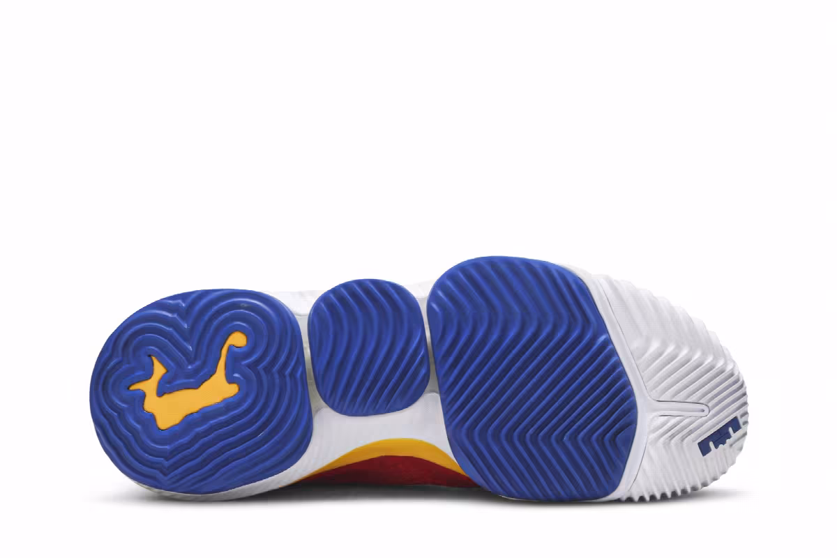 Nike LeBron 16 Low SuperBron, view 5
