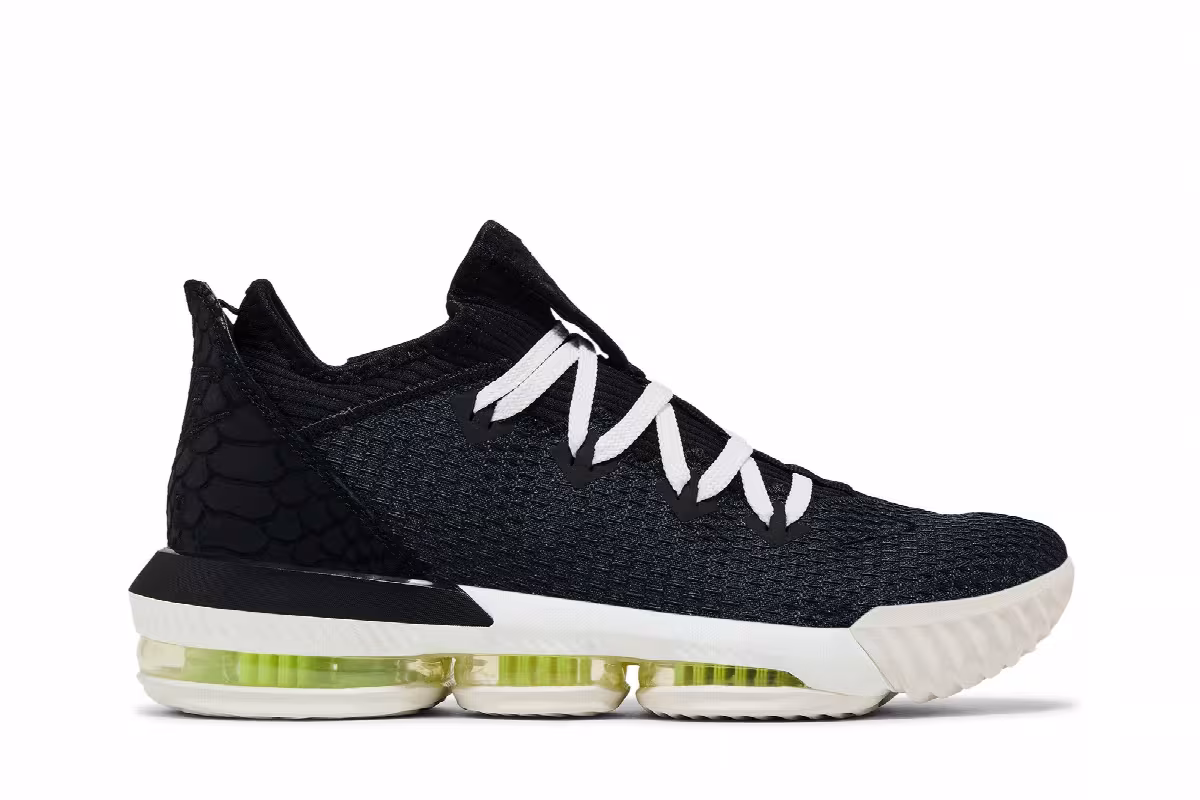 Nike LeBron 16 Low Black Python, view 2