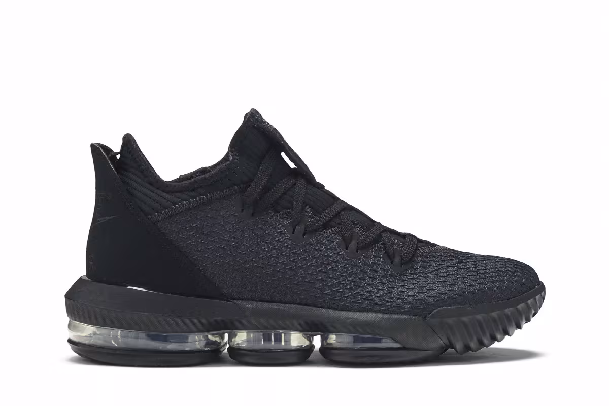 Nike LeBron 16 Low Triple Black, view 2