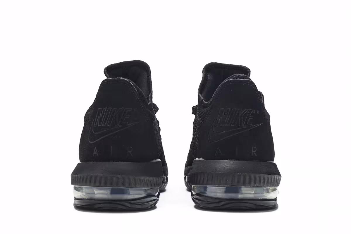 Nike LeBron 16 Low Triple Black, view 7