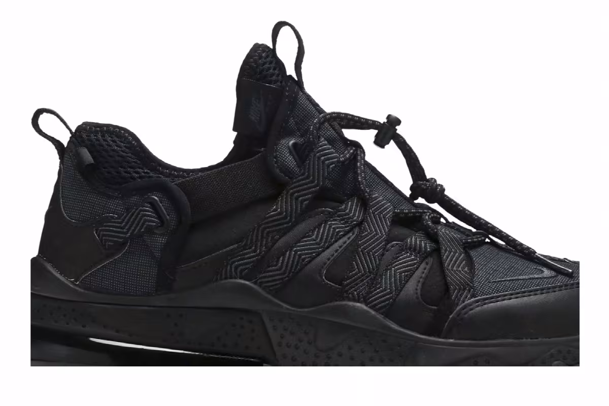 Nike Air Max 270 Bowfin Triple Black, view 3
