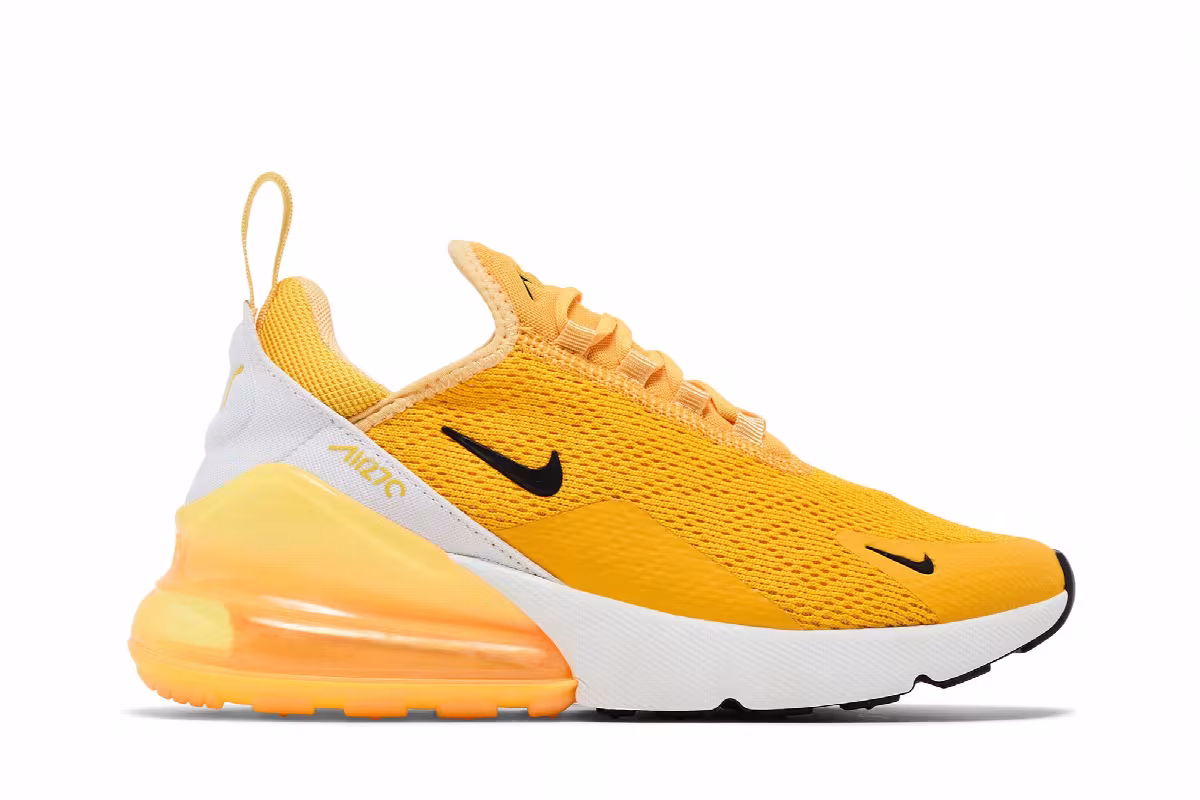 Nike Women's Air Max 270 University Gold, view 2