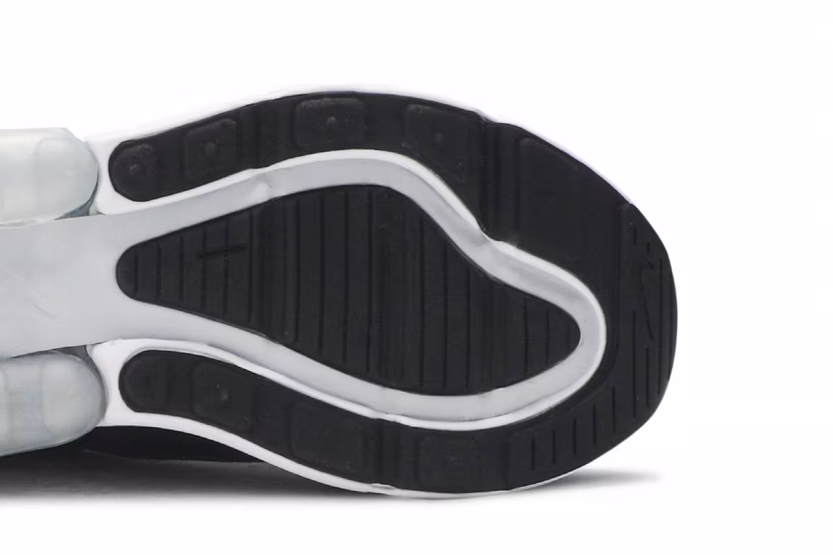 Nike Women's Air Max 270 Black, view 6