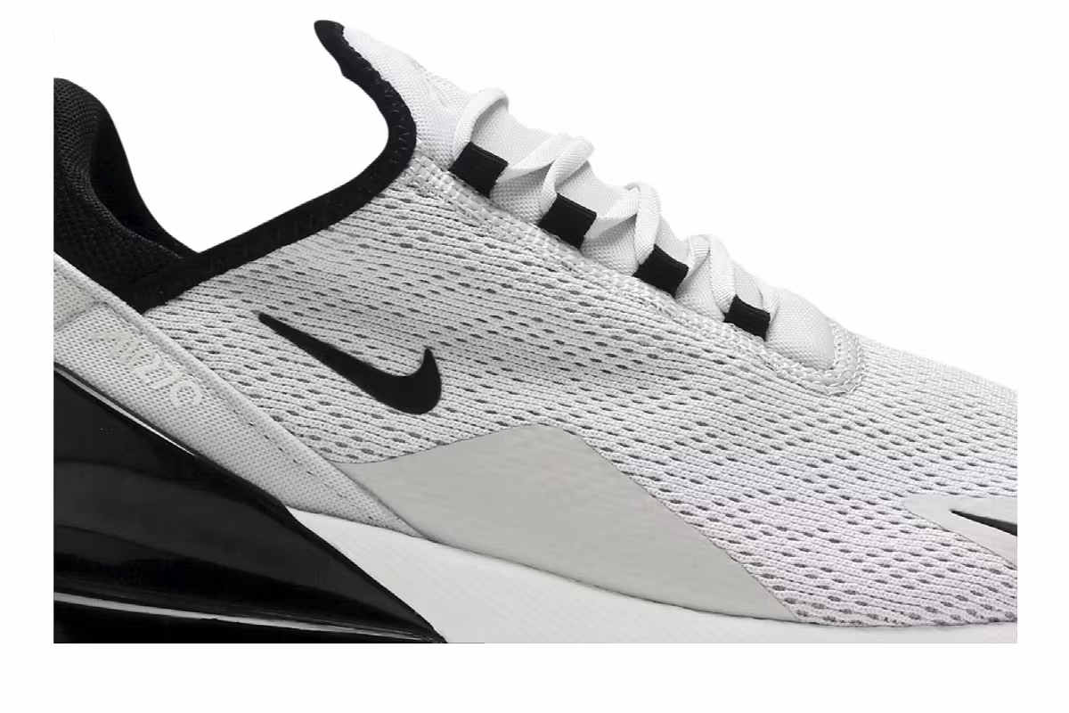 Nike Women's Air Max 270 Vast Grey, view 3