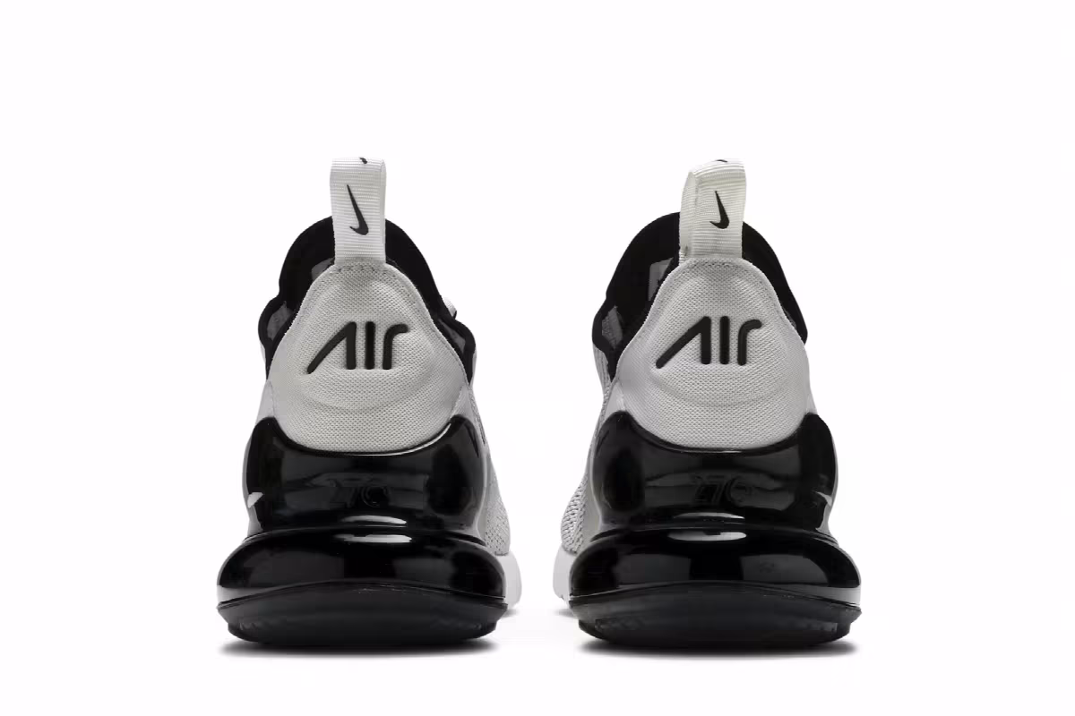Nike Women's Air Max 270 Vast Grey, view 7