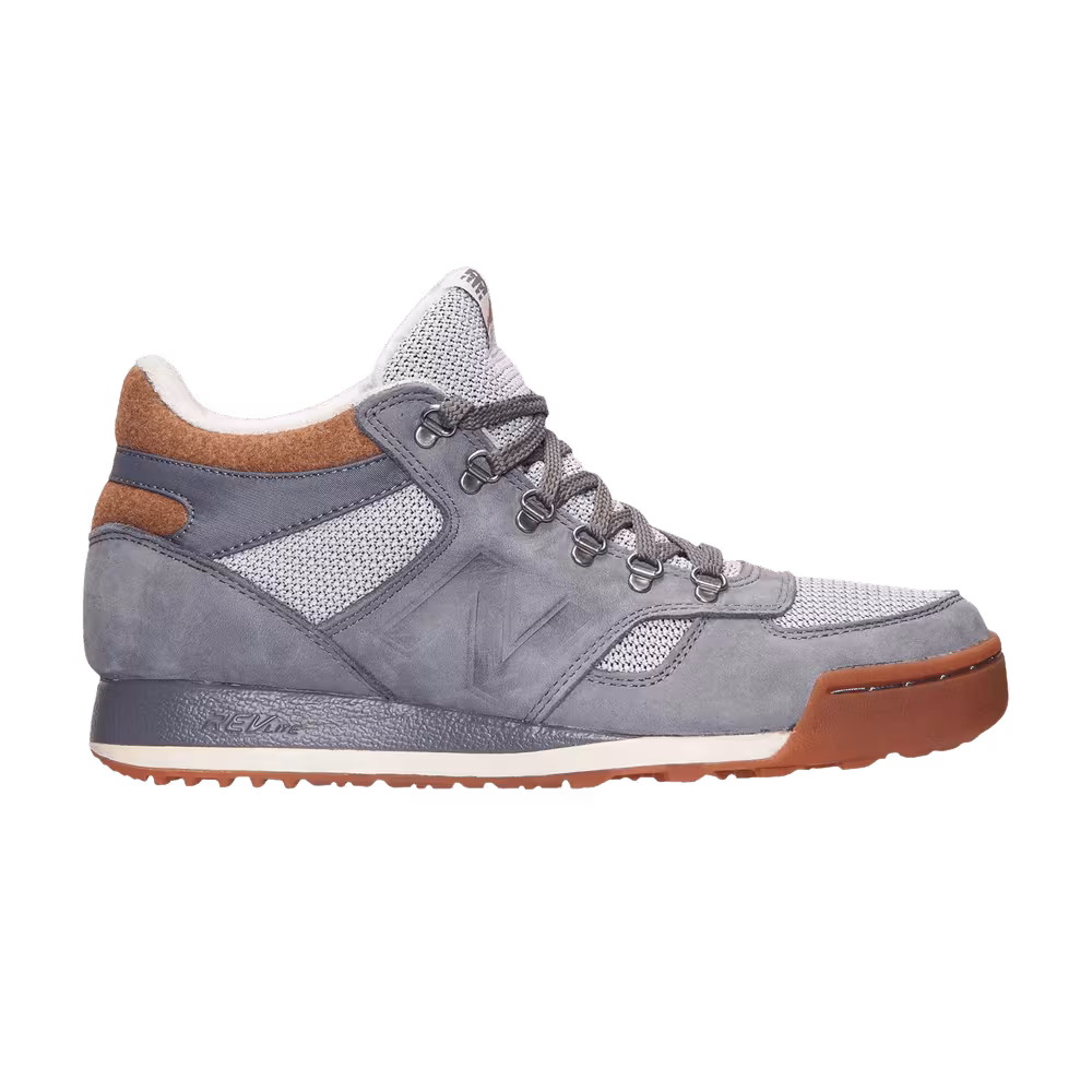 New Balance 710 Grey Tan