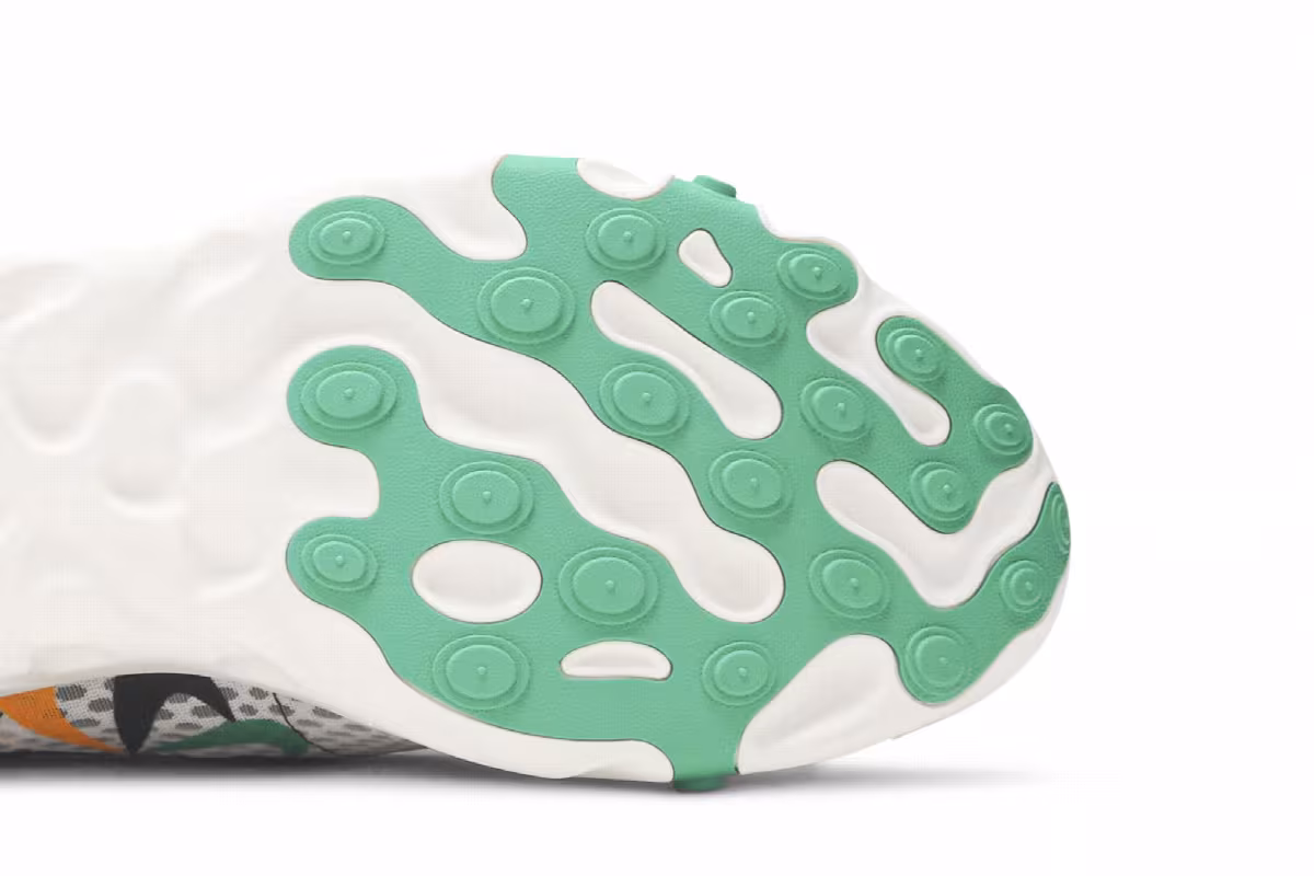 Nike React Element 55 Sunburst, view 6