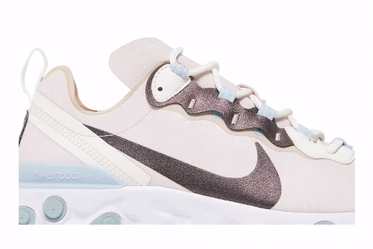 Nike Women's React Element 55 SE Barely Rose, view 3