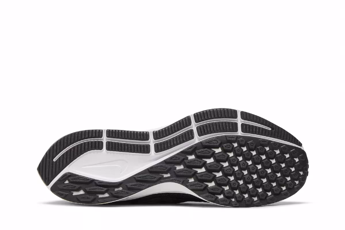 Nike Women's Air Zoom Pegasus 36 Wide Black, view 5