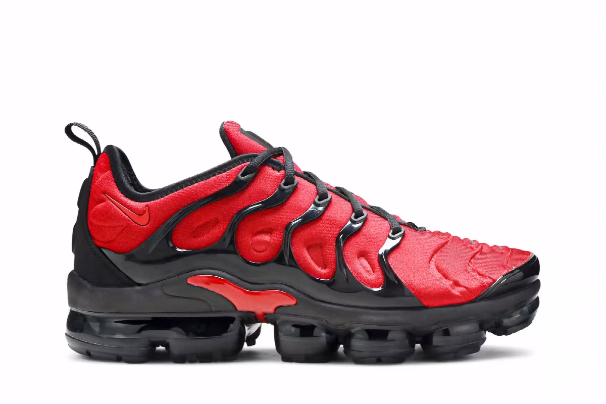 Nike Air VaporMax Plus University Red, view 2