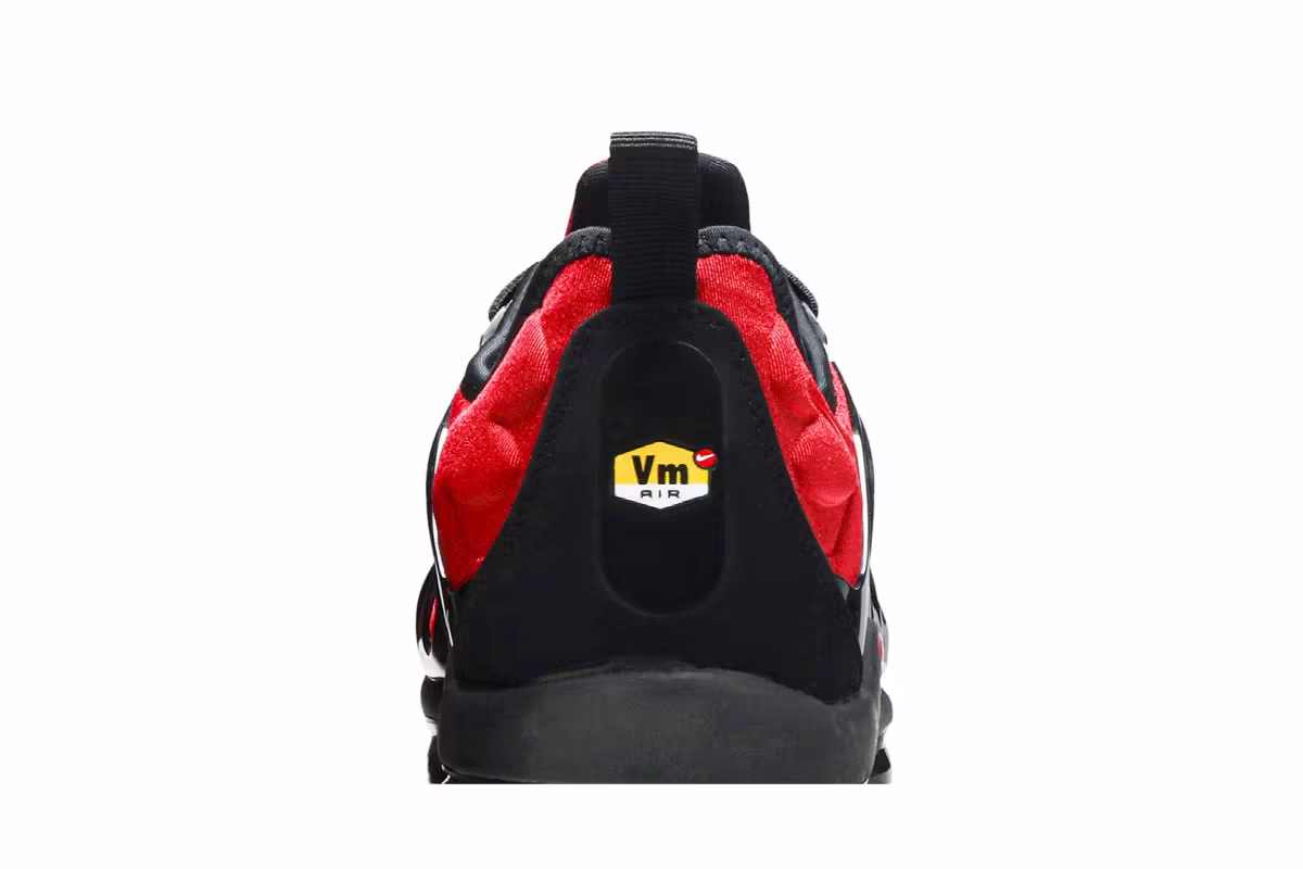 Nike Air VaporMax Plus University Red, view 8